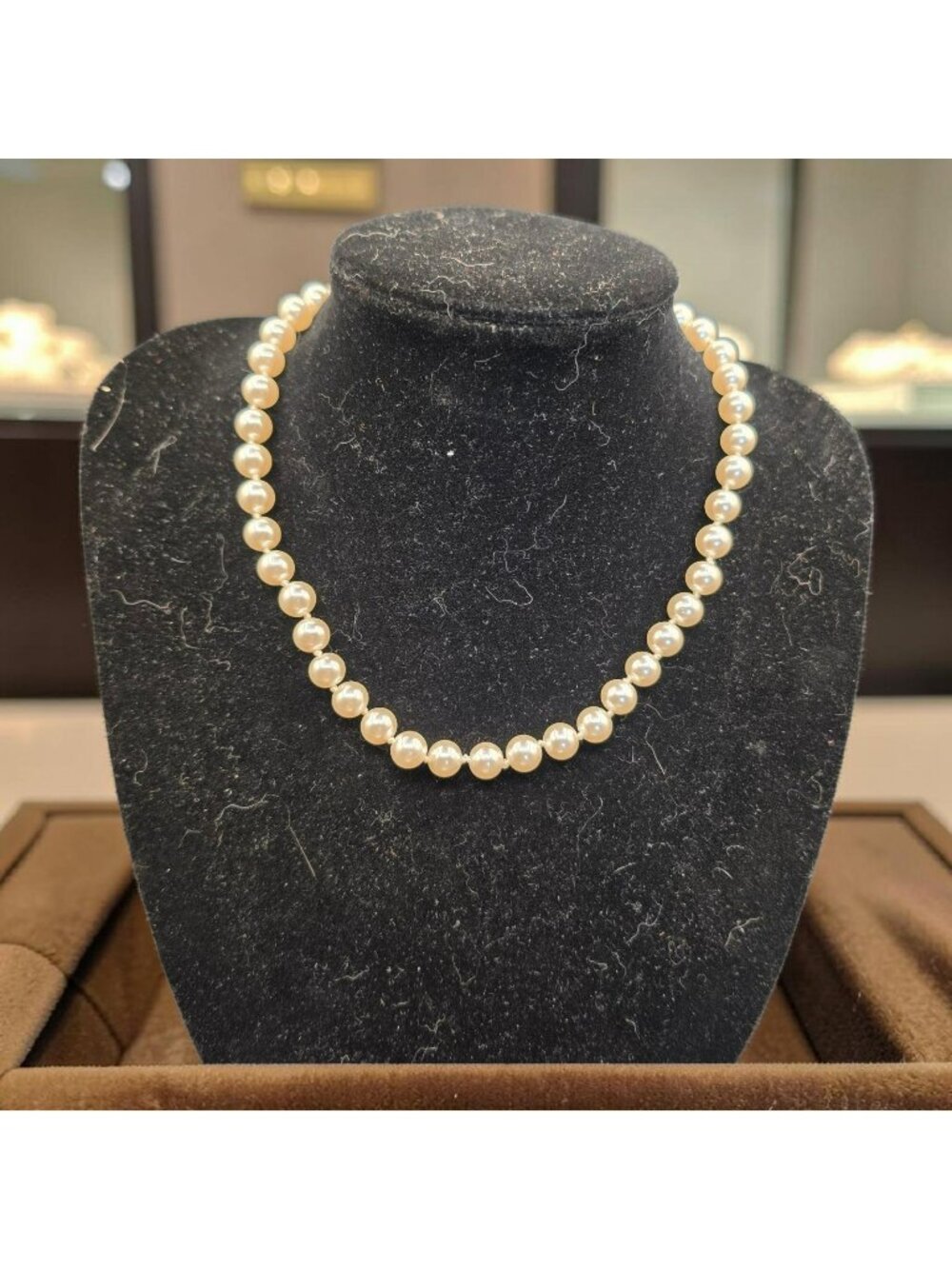 Vintage Hand-Knotted Glass Faux Pearl Choker Necklace Fish Hook Clasp 16 Inches
